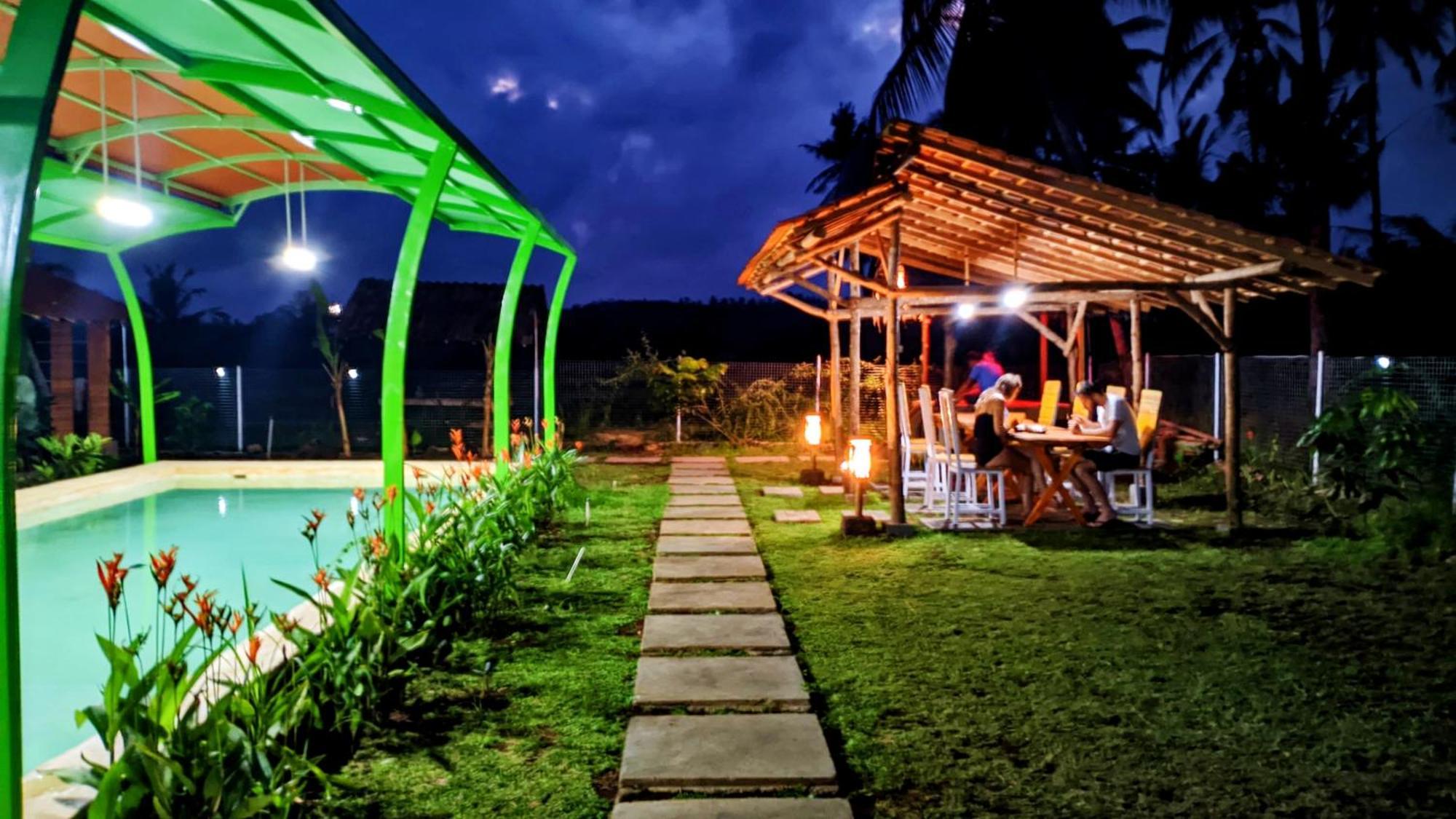 Wooden Kemiren Homestay Banyuwangi Banyuwangi  Extérieur photo