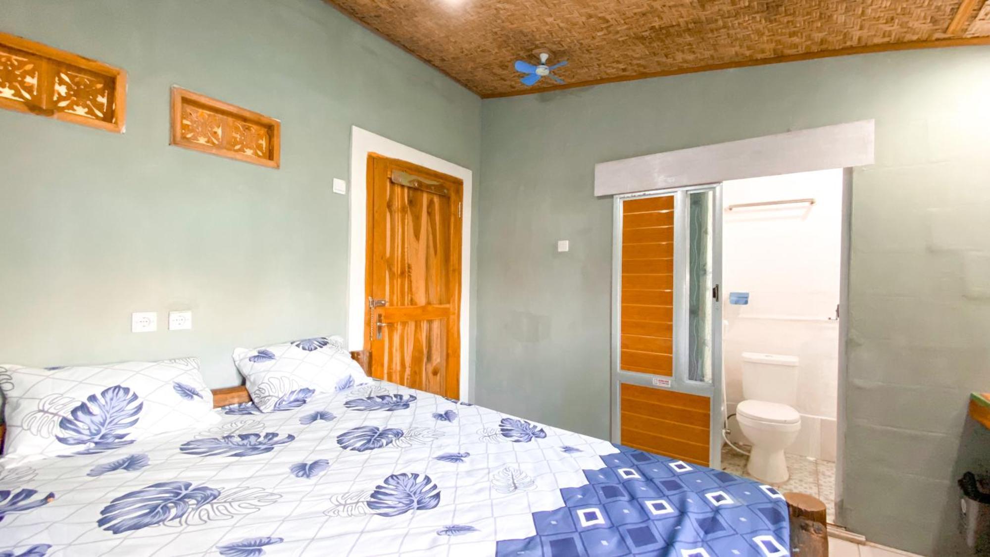 Wooden Kemiren Homestay Banyuwangi Banyuwangi  Extérieur photo